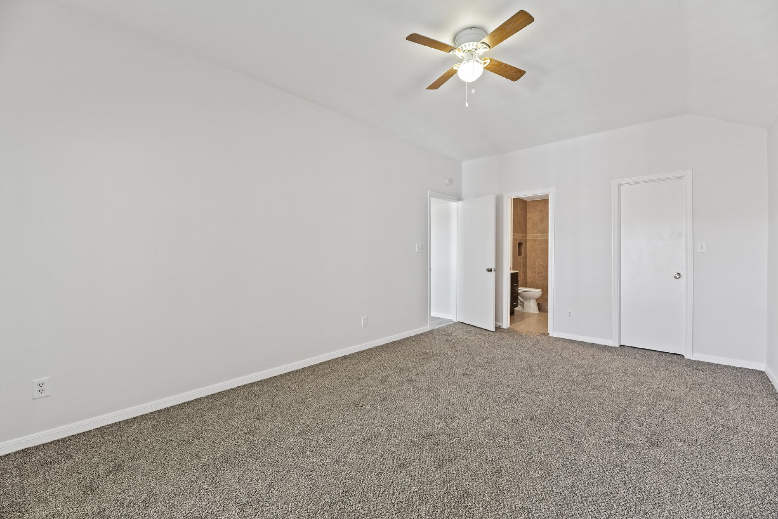 Beaverdell Drive (18210) - C - 1 property image