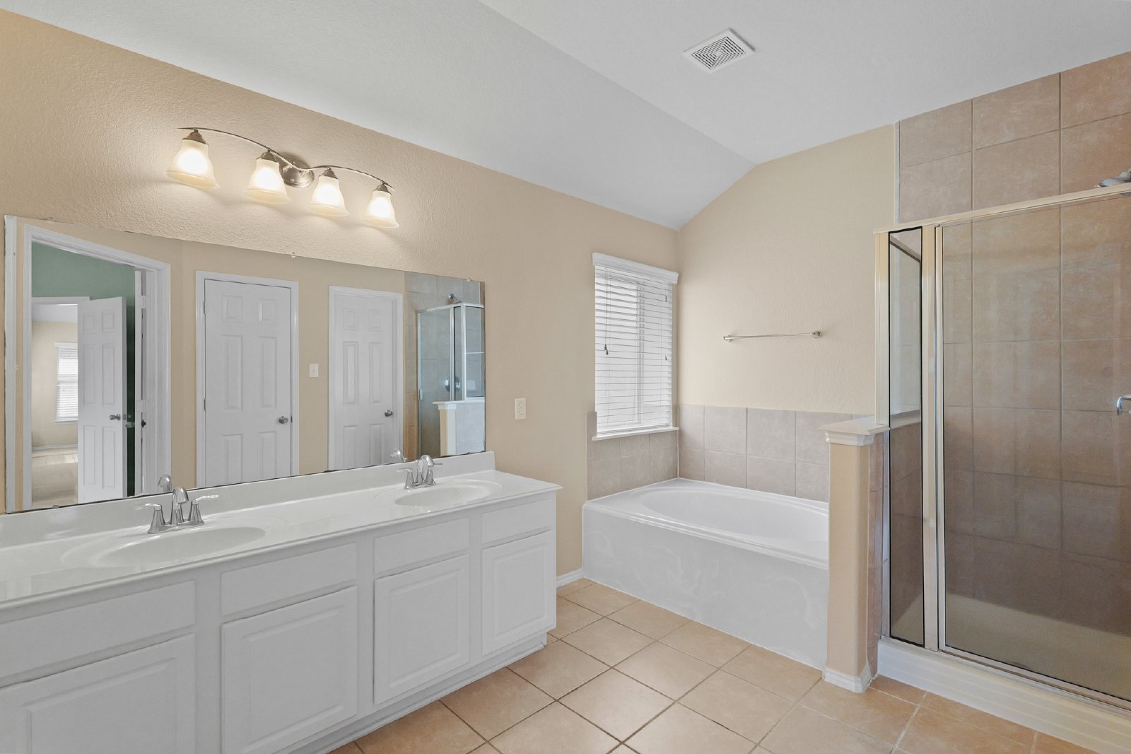 Lockeridge Oaks Drive (2818) - B - 1 property image