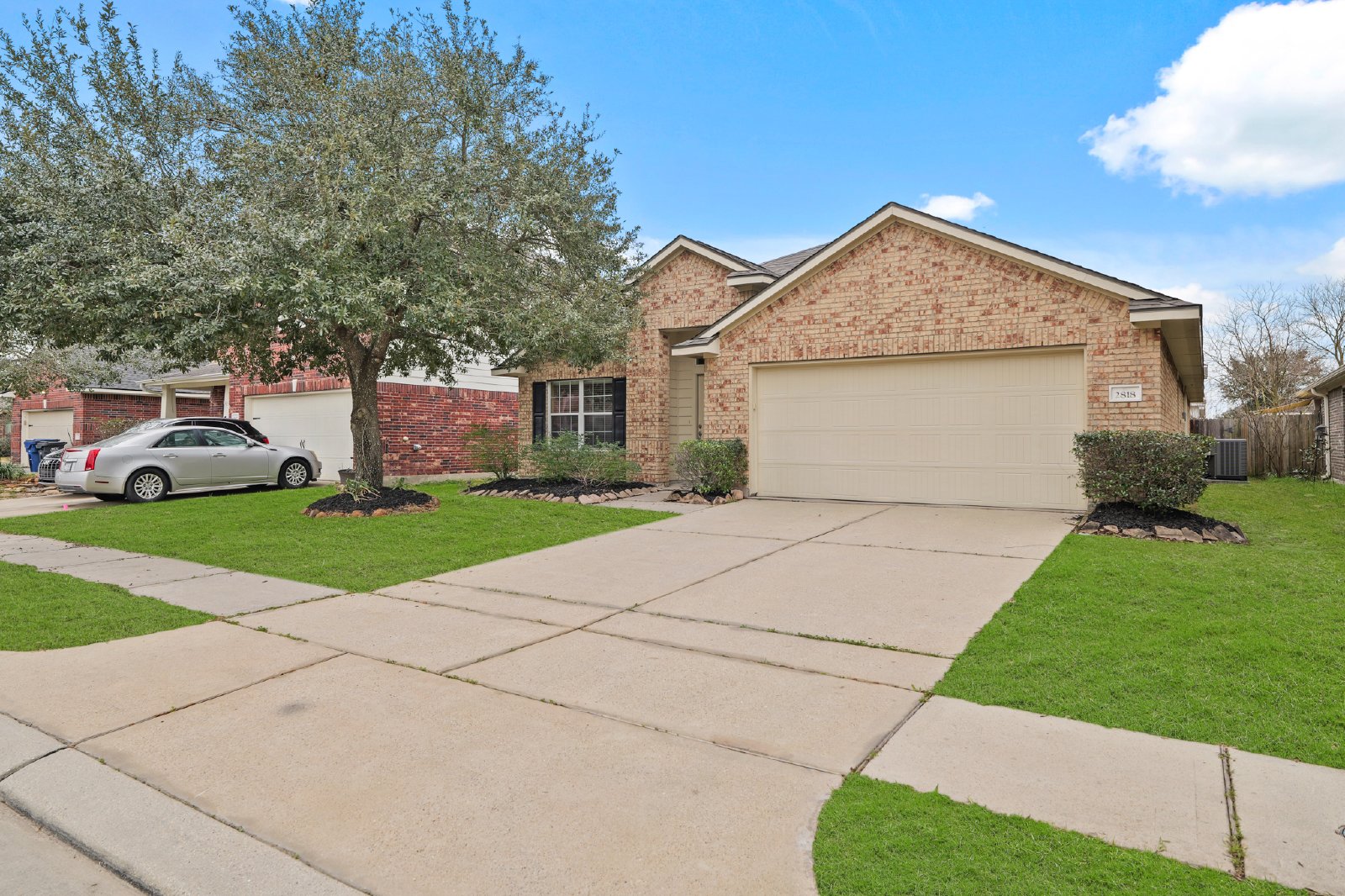 Lockeridge Oaks Drive (2818) - B - 1 property image