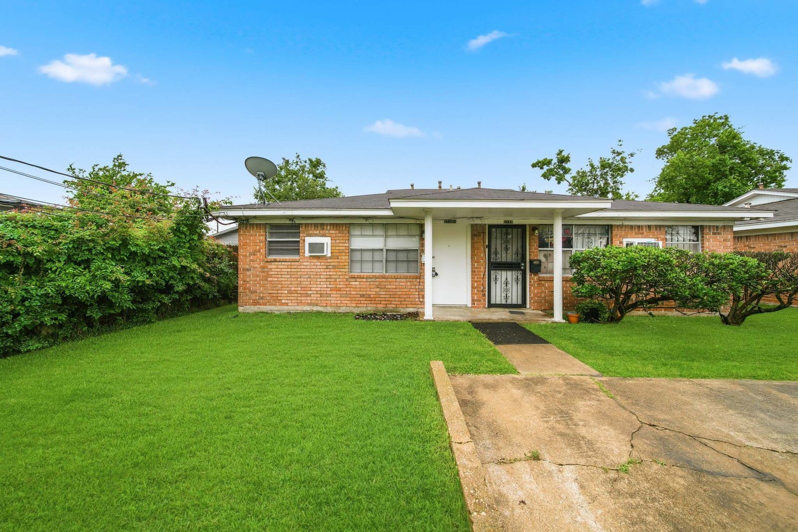 6116 1/2 Octavia Street Houston, TX 77026 property image