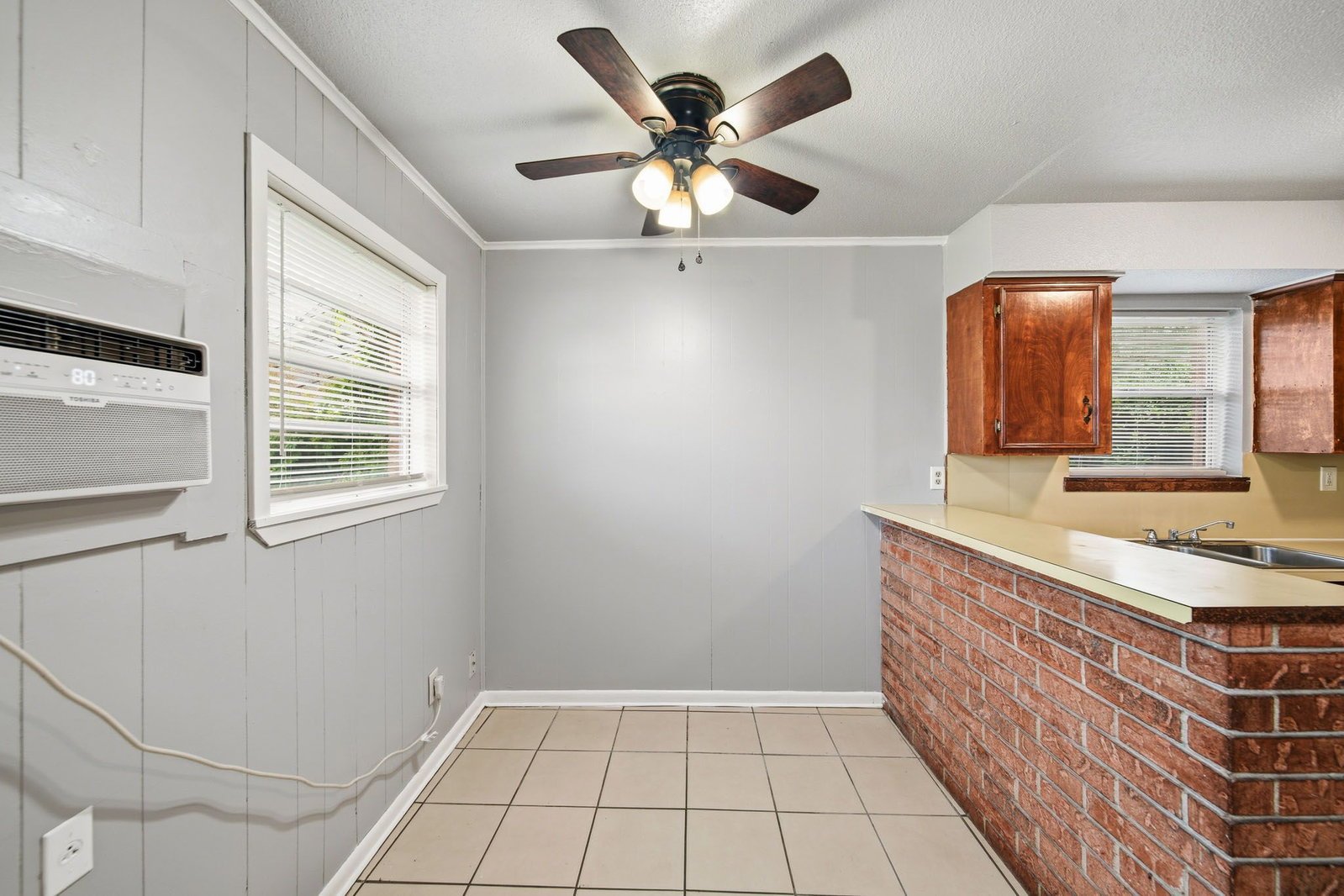 6116 1/2 Octavia Street Houston, TX 77026 property image