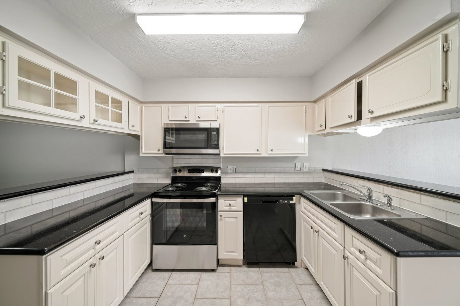 13464 Castilian #2 Houston, TX 77015 property image