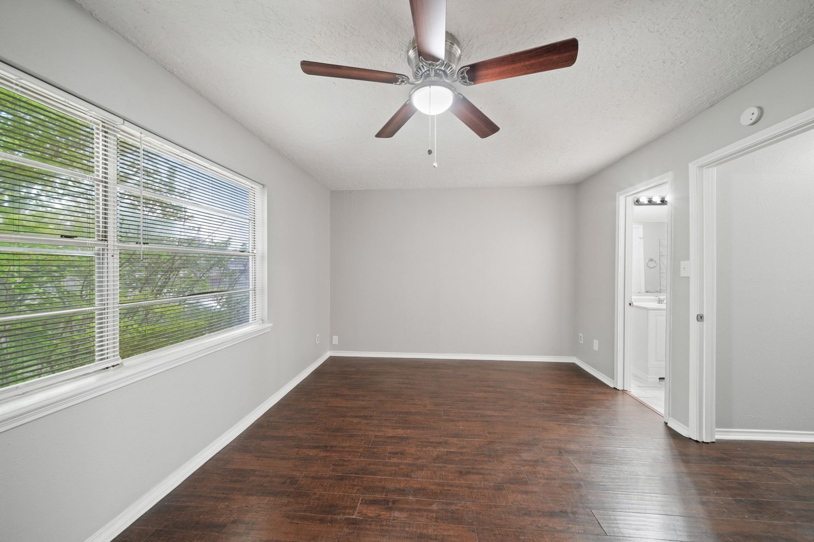 13464 Castilian #2 Houston, TX 77015 property image