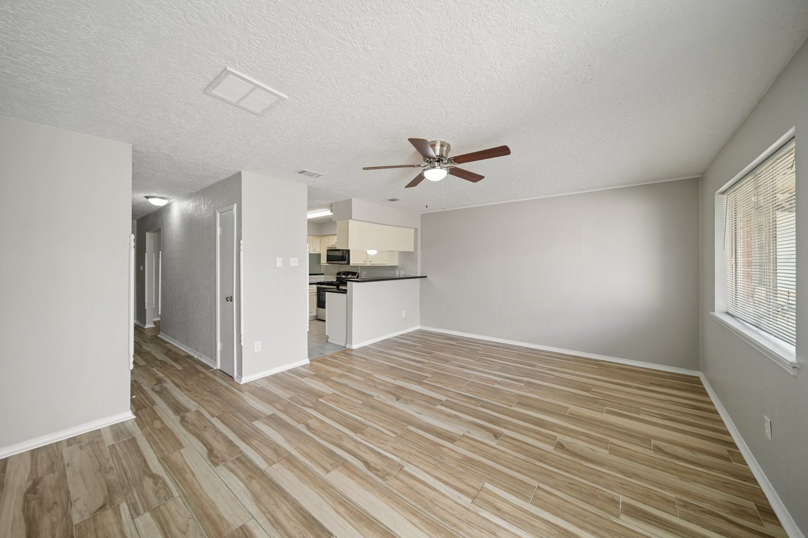 13464 Castilian #2 Houston, TX 77015 property image