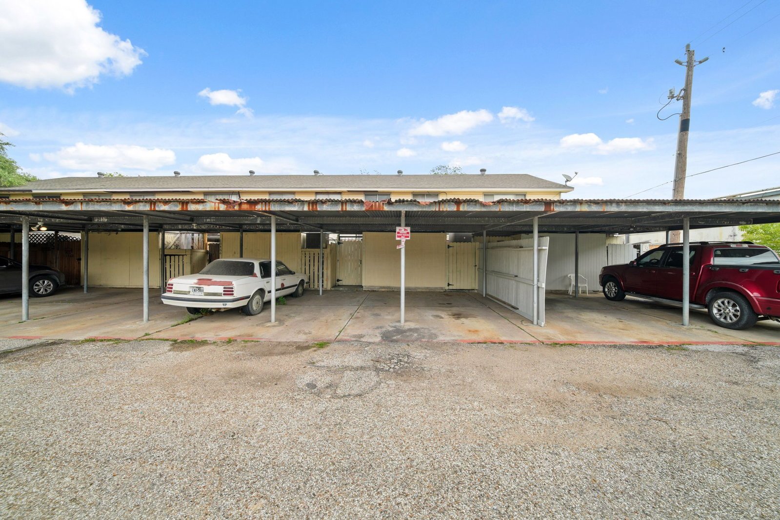 13464 Castilian #2 Houston, TX 77015 property image