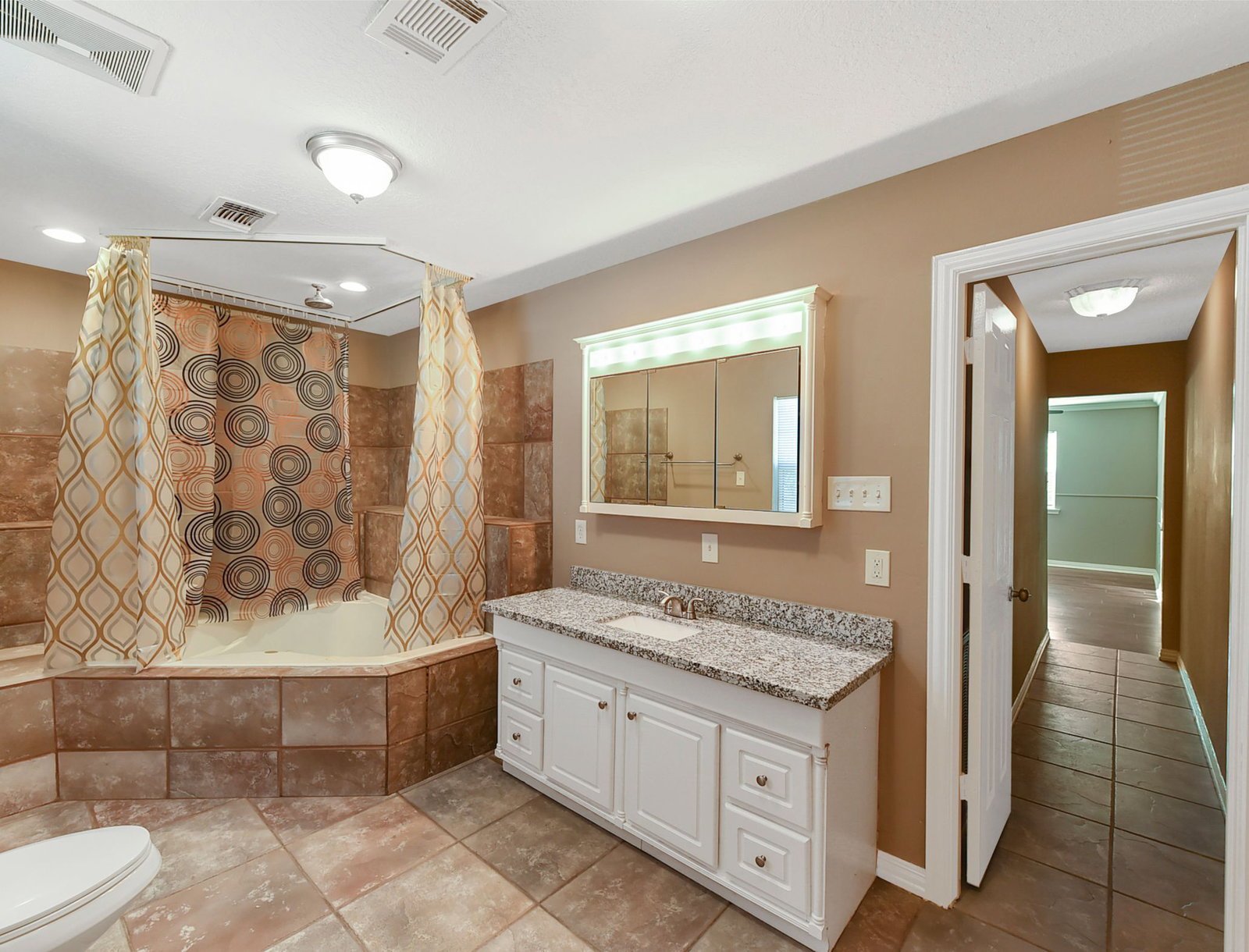 1029 Sycamore St La Marque, TX 77568 property image