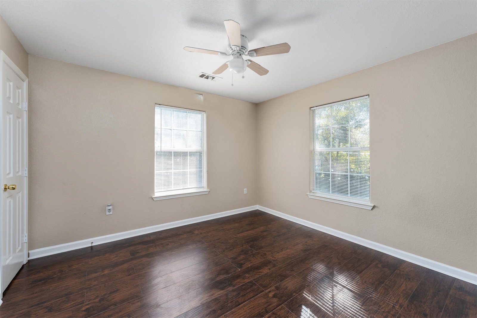 1728B Connorvale Rd Houston, TX 77039 property image