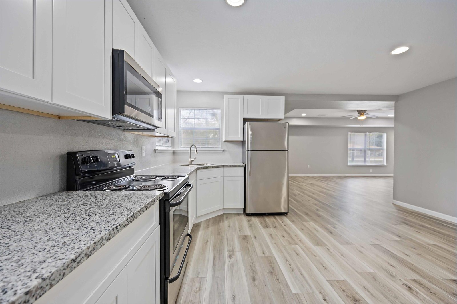 1728B Connorvale Rd Houston, TX 77039 property image