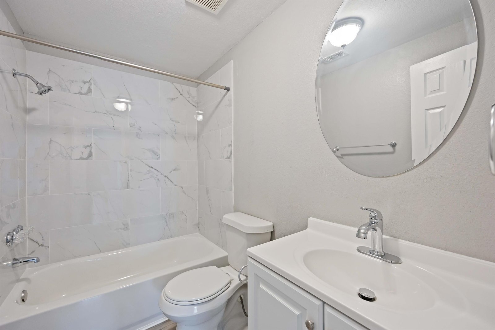 1728B Connorvale Rd Houston, TX 77039 property image