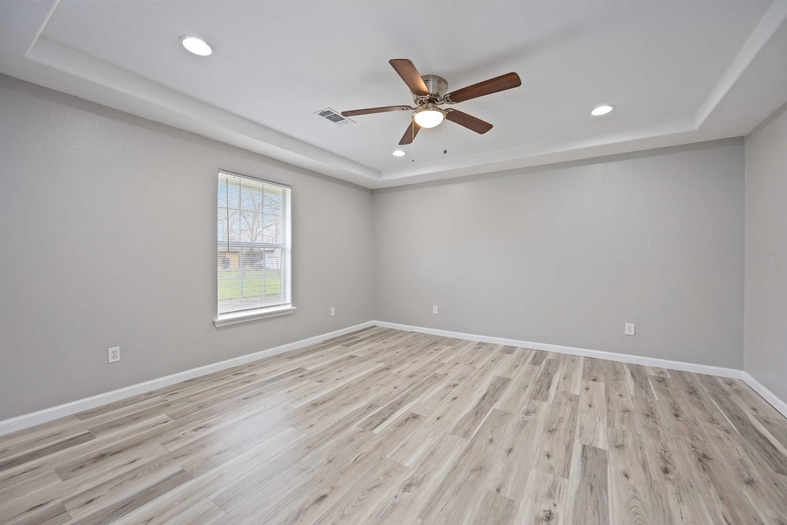 1728B Connorvale Rd Houston, TX 77039 property image
