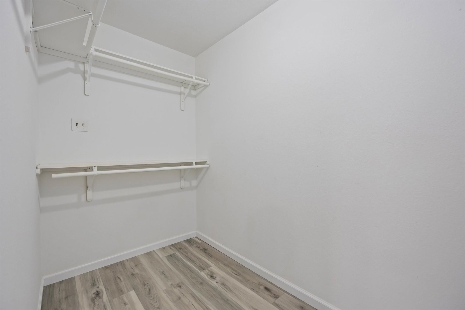 1728B Connorvale Rd Houston, TX 77039 property image