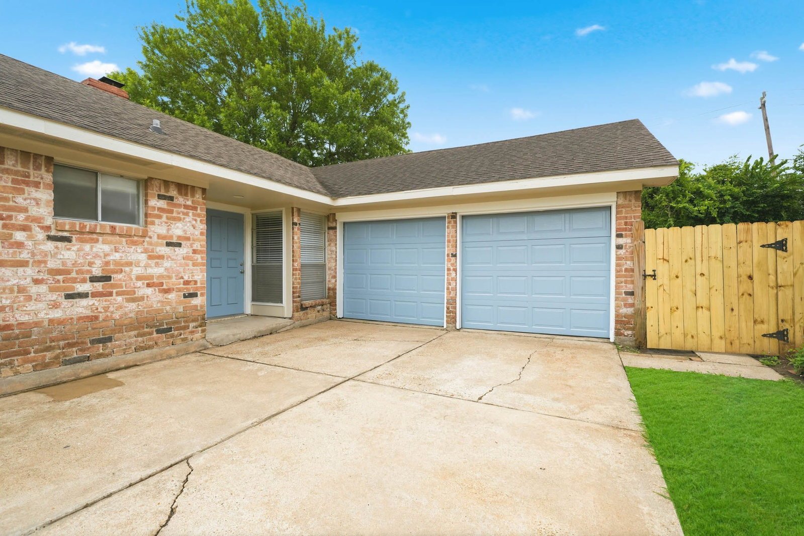 12931 Westella Drive Houston, TX 77077 property image