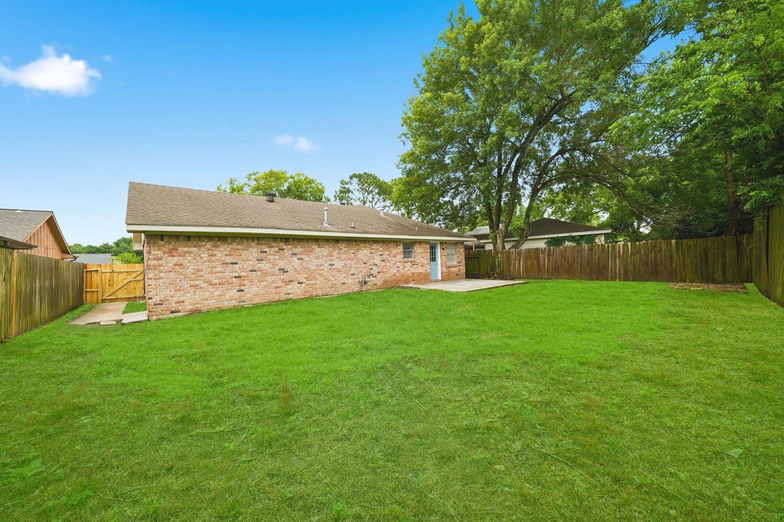 12931 Westella Drive Houston, TX 77077 property image