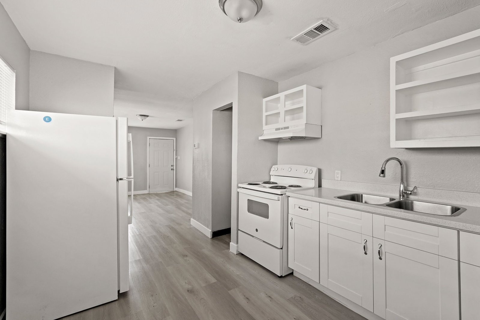 7815 Glass Street Houston, TX 77016 property image