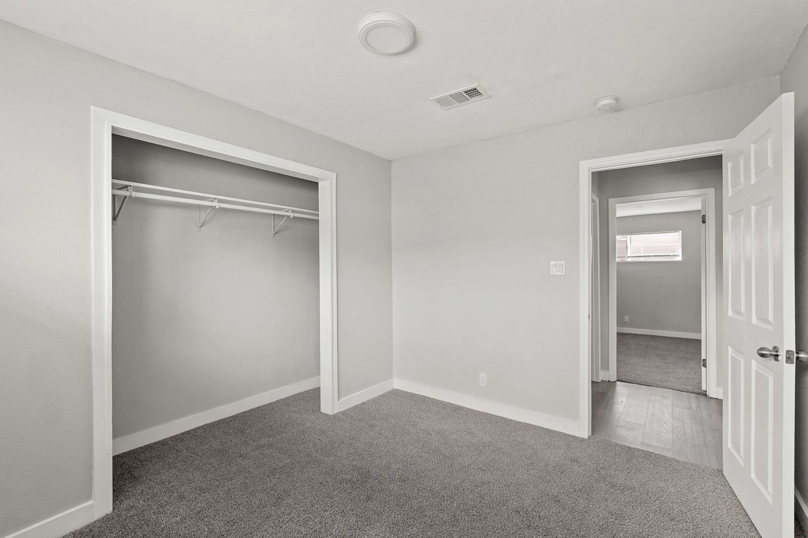 7815 Glass Street Houston, TX 77016 property image