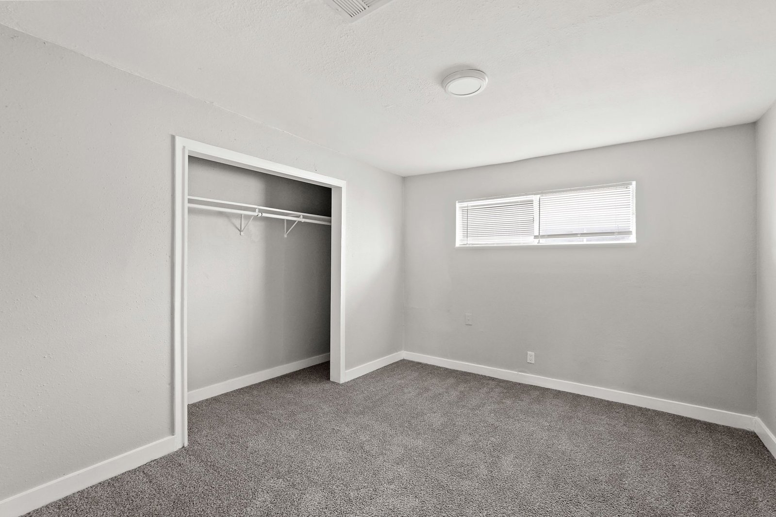 7815 Glass Street Houston, TX 77016 property image