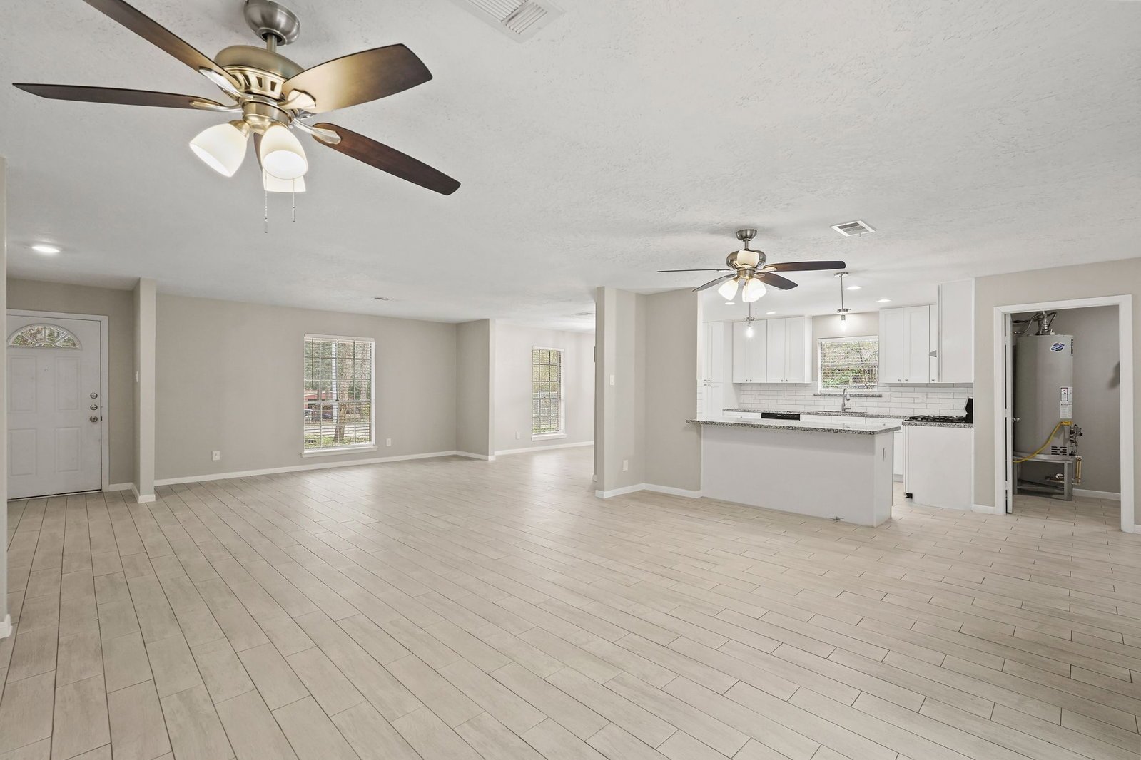 105 Navajo Dr Montgomery, TX 77316 property image