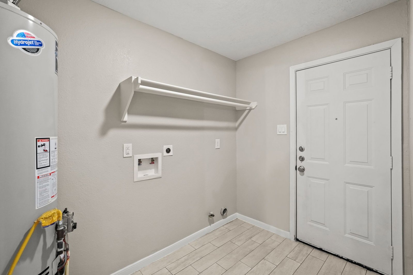 105 Navajo Dr Montgomery, TX 77316 property image