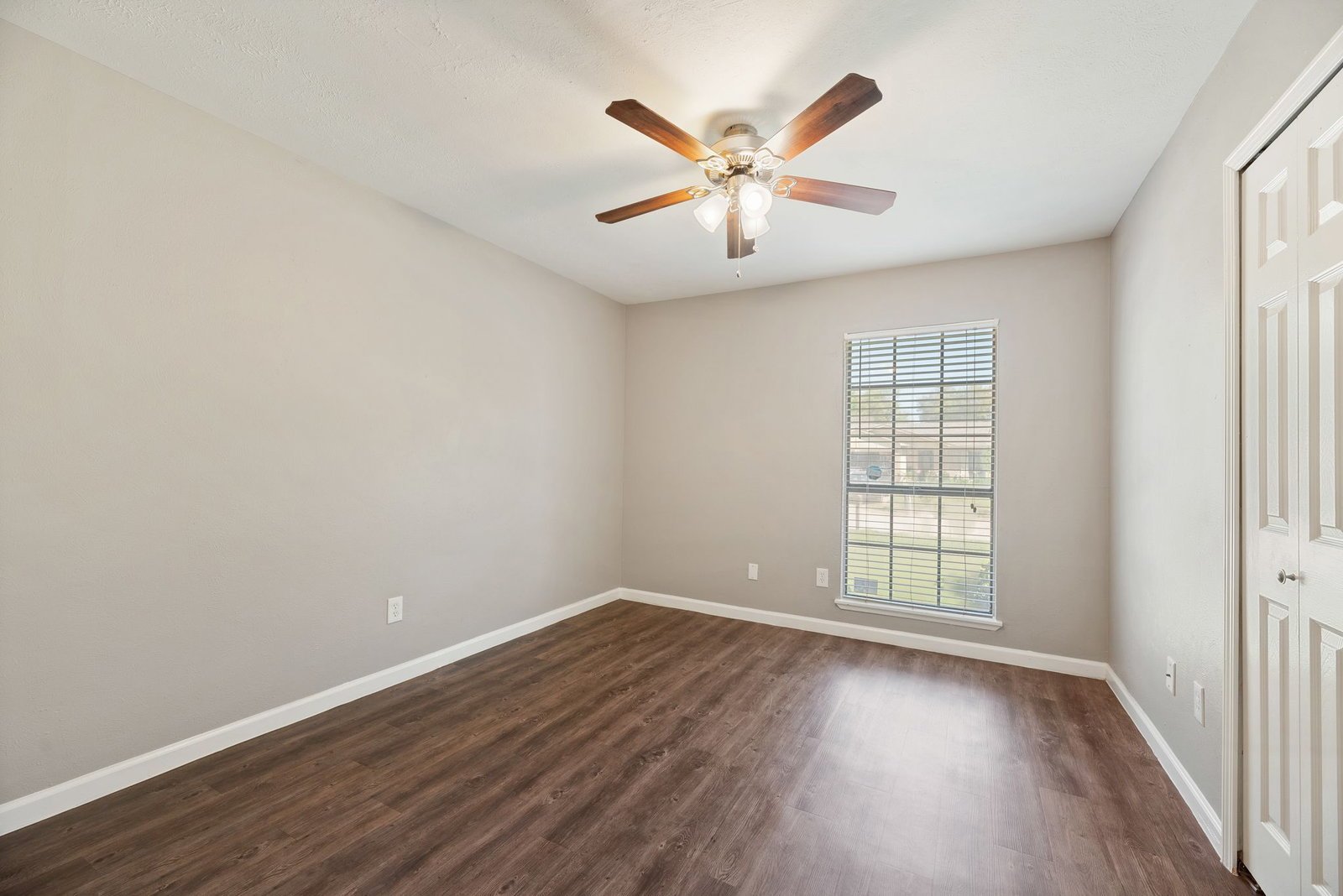 17615 Autumn Hills Dr Houston, TX 77084 property image