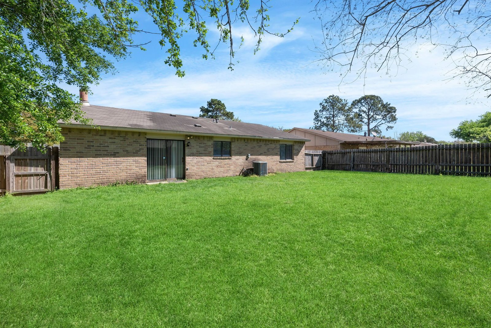 17615 Autumn Hills Dr Houston, TX 77084 property image