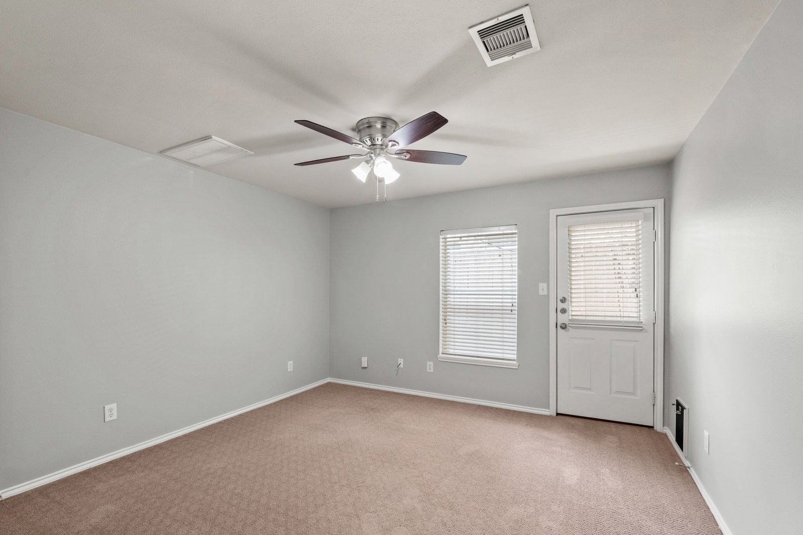 5314 Schuler Street Houston, TX 77007 property image