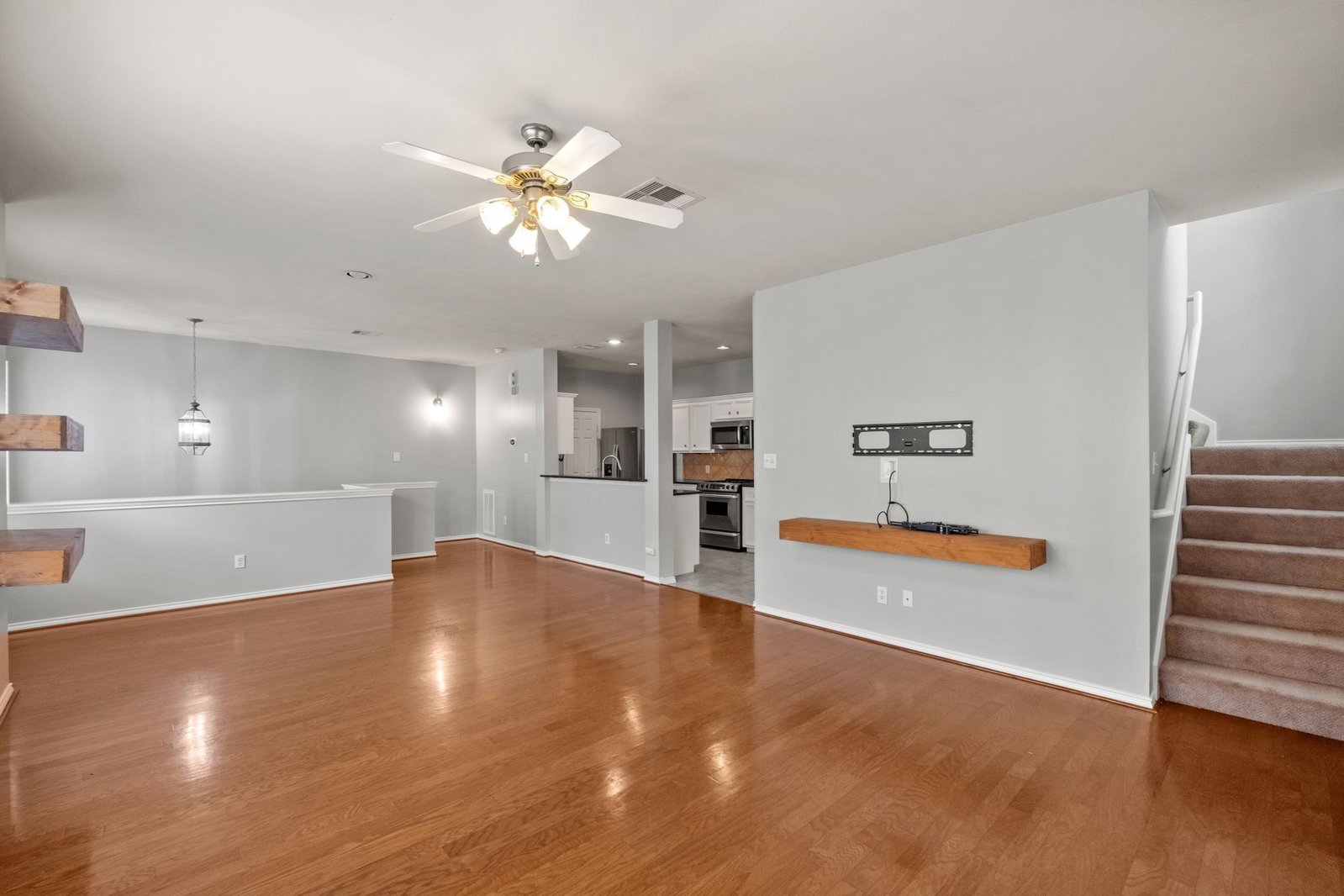 5314 Schuler Street Houston, TX 77007 property image