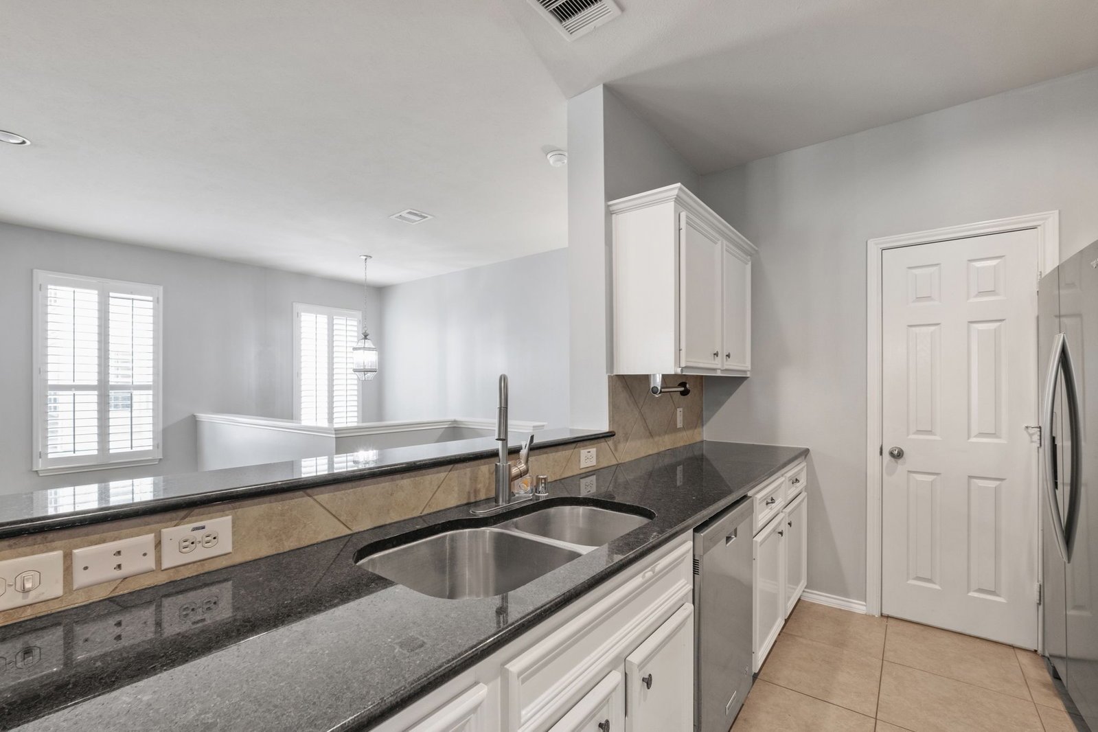 5314 Schuler Street Houston, TX 77007 property image