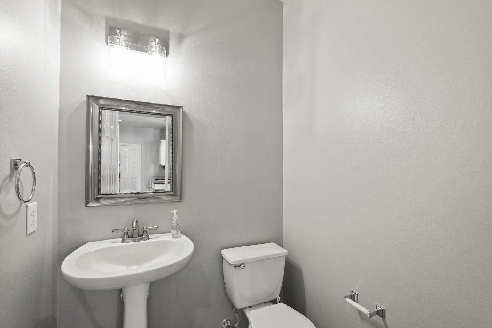 5314 Schuler Street Houston, TX 77007 property image
