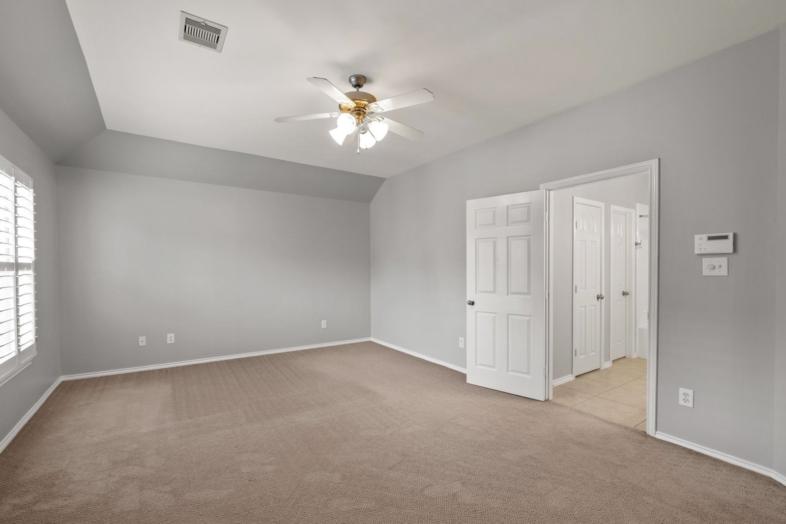 5314 Schuler Street Houston, TX 77007 property image