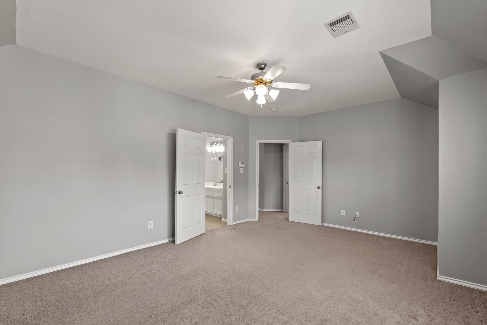 5314 Schuler Street Houston, TX 77007 property image