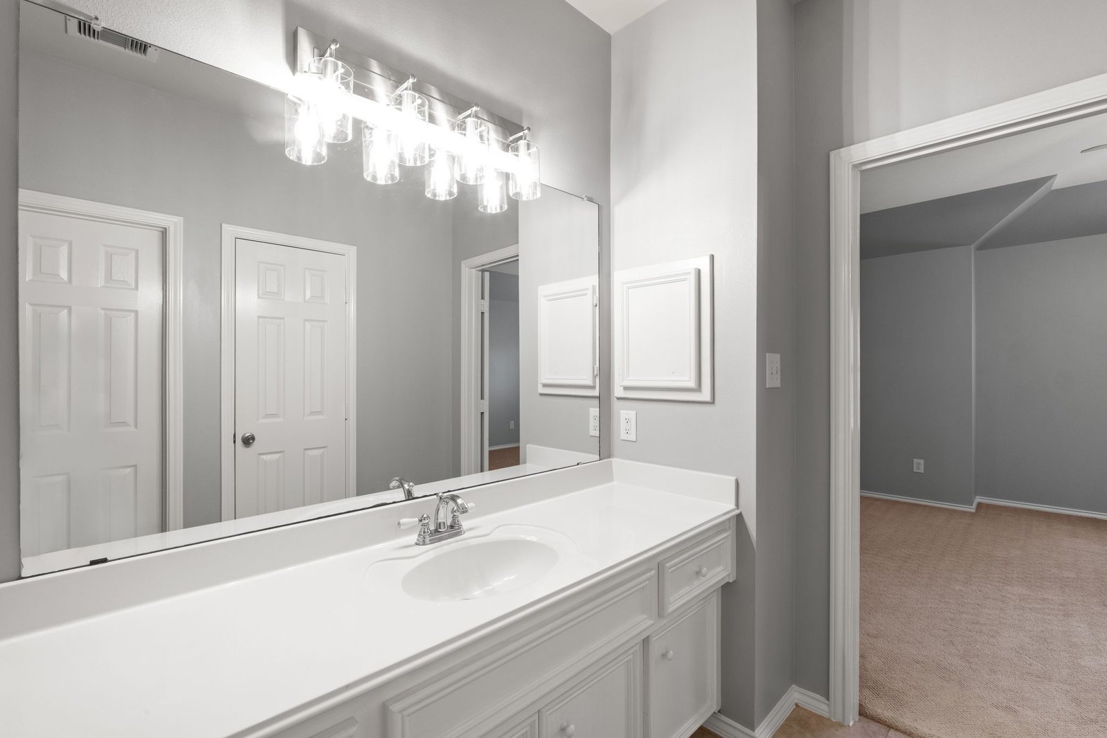 5314 Schuler Street Houston, TX 77007 property image