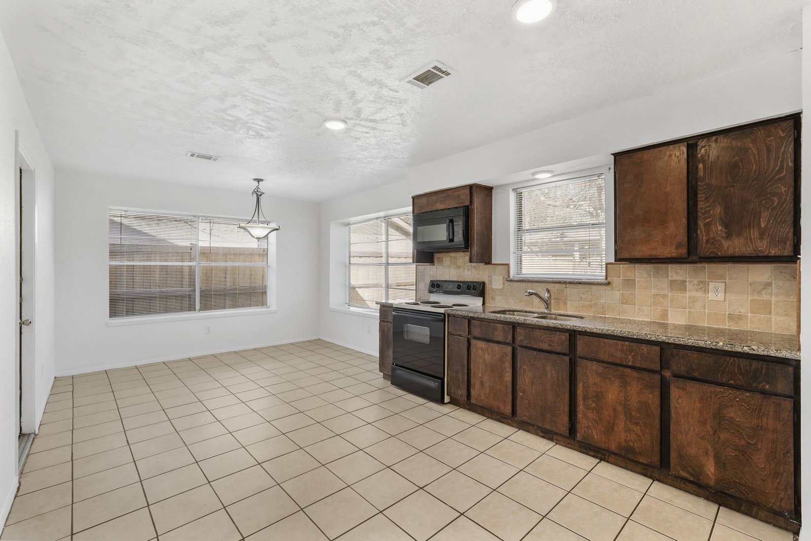 15226 Flamingo Park Humble, TX 77396 property image