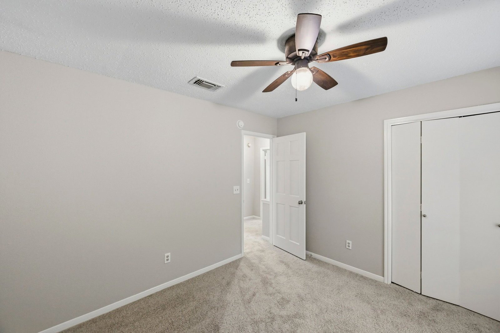 8130 Sunny Ridge Drive Houston, TX 77095 property image