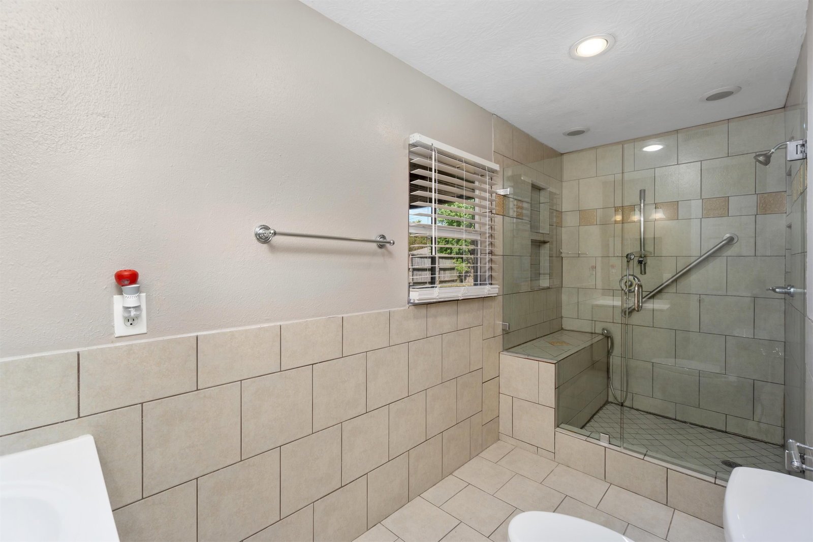 1502 15th Avenue North Texas City, TX 77590 property image