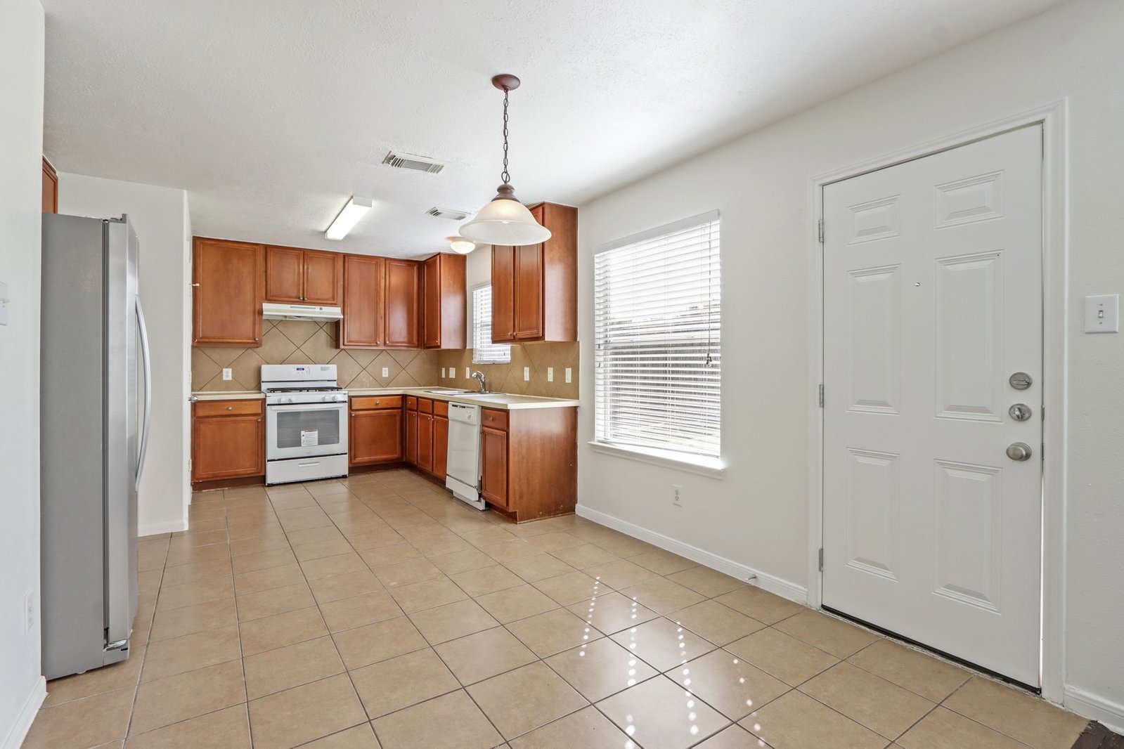 15127 Green Whisper Drive Cypress, TX 77433 property image