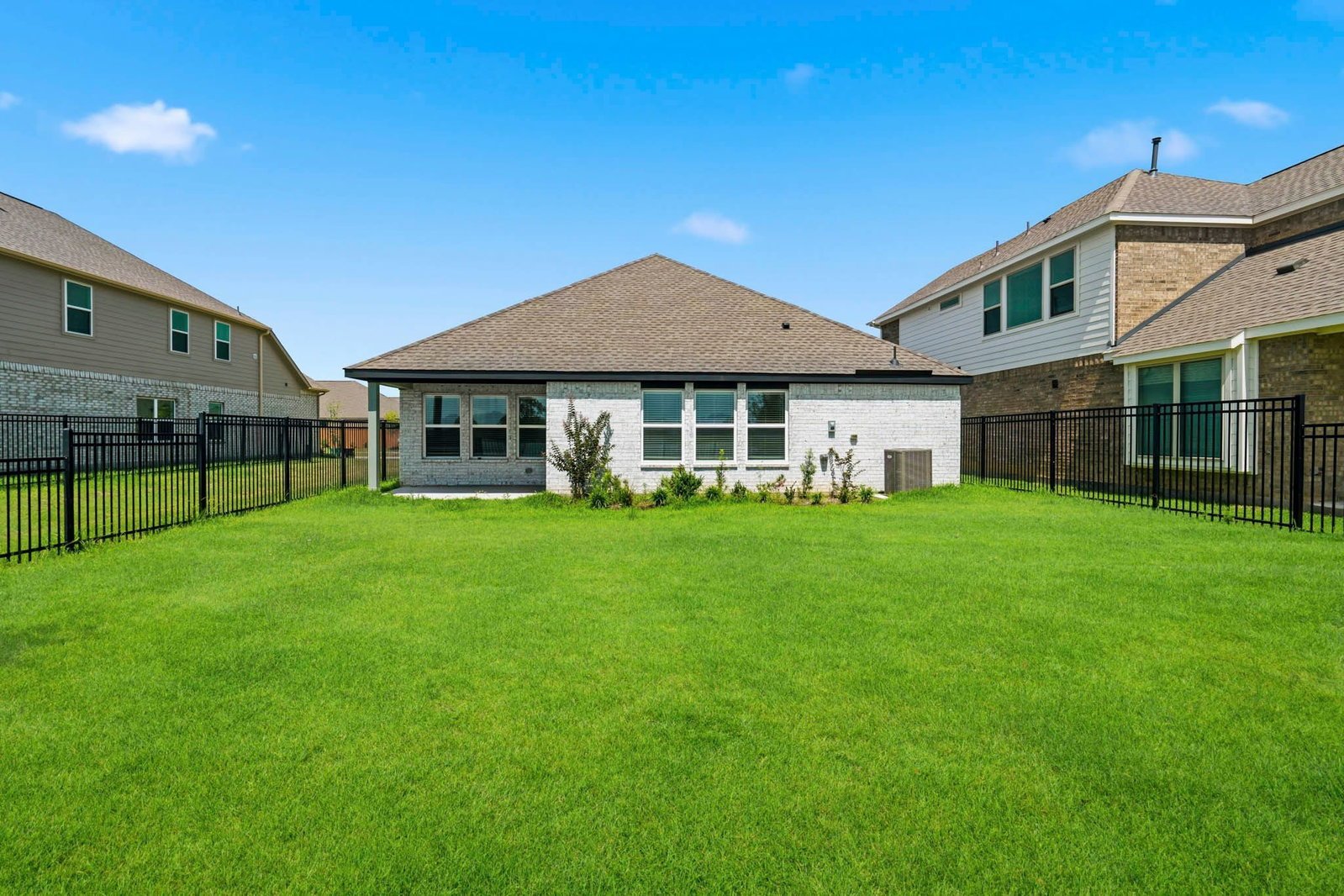 4696 Peony Green Drive Katy, TX 77493 property image
