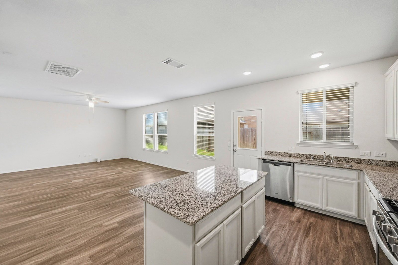 14603 Auburn Dusk Drive Houston, TX 77069 property image