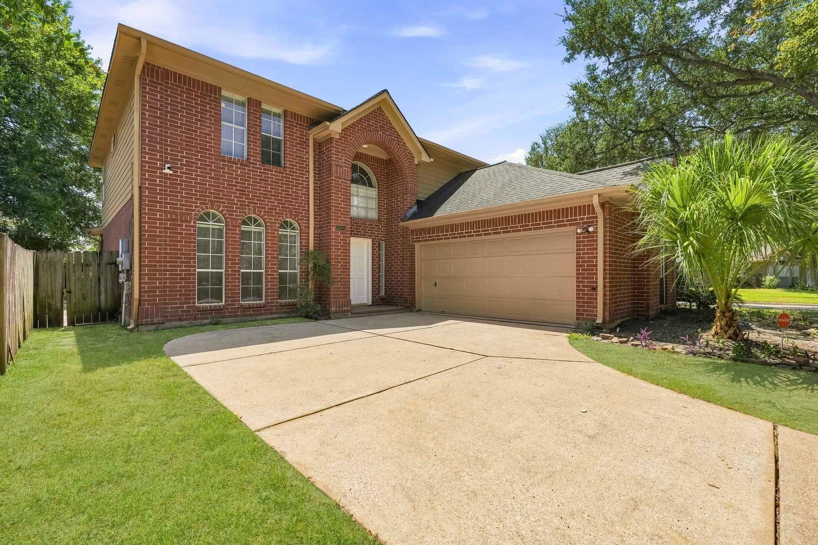1925 Lori Court Seabrook, TX 77586 property image