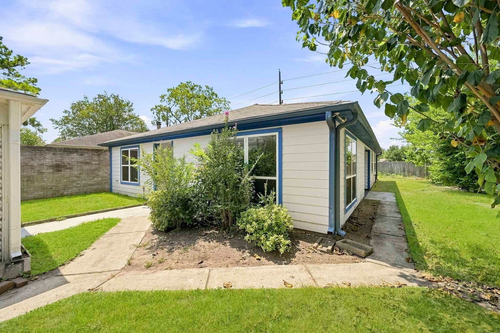 16250 Indian Mill Drive Houston, TX 77082 property image