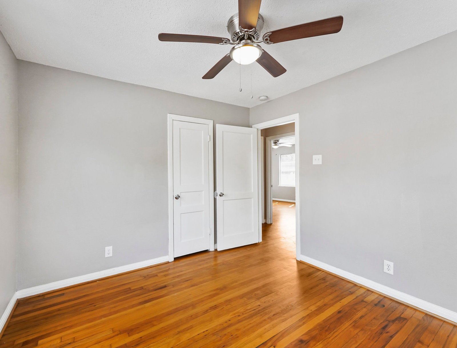 1130 7th Avenue North Texas City, TX 77590 property image