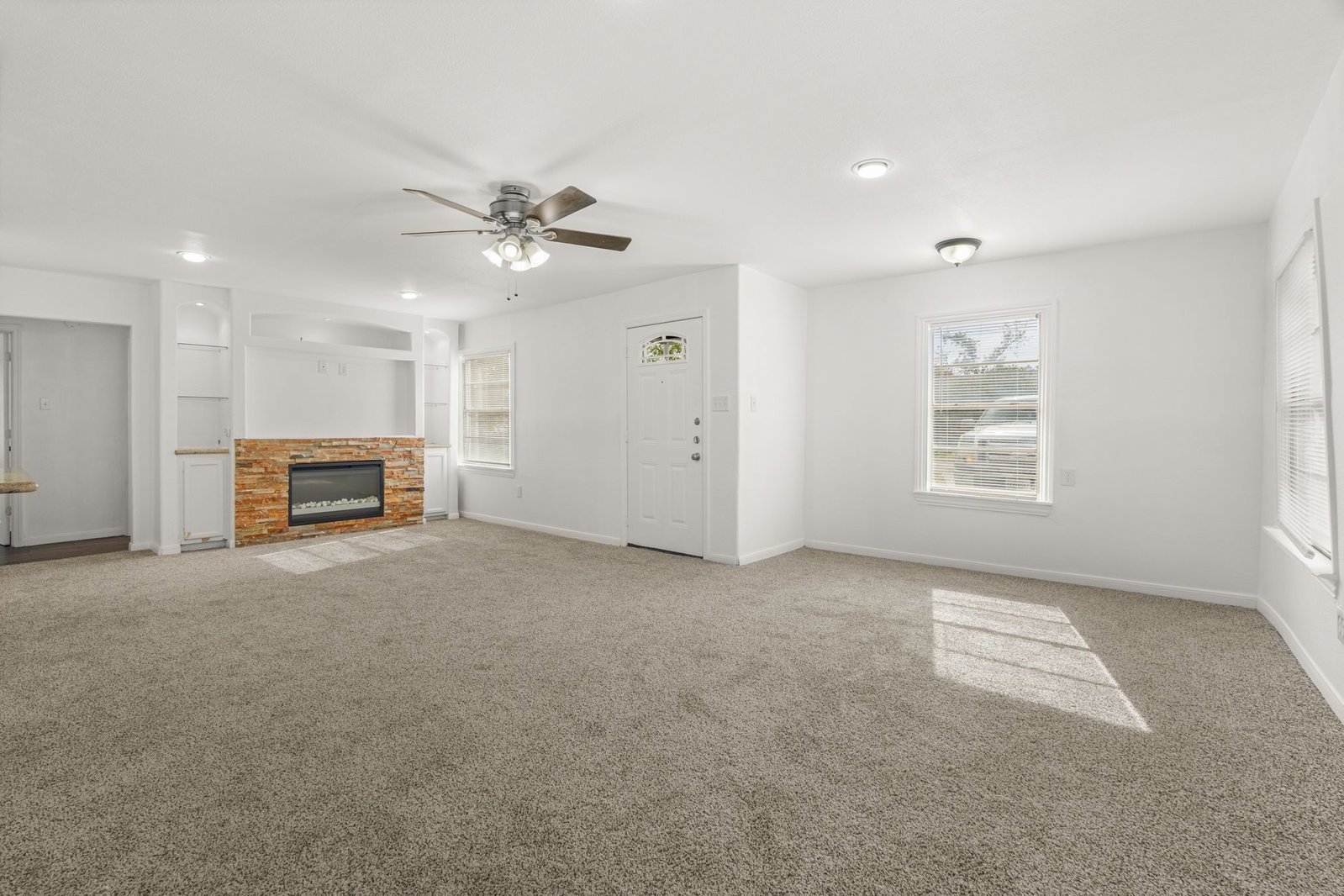 729 East 41st Street Houston, TX 77022 property image