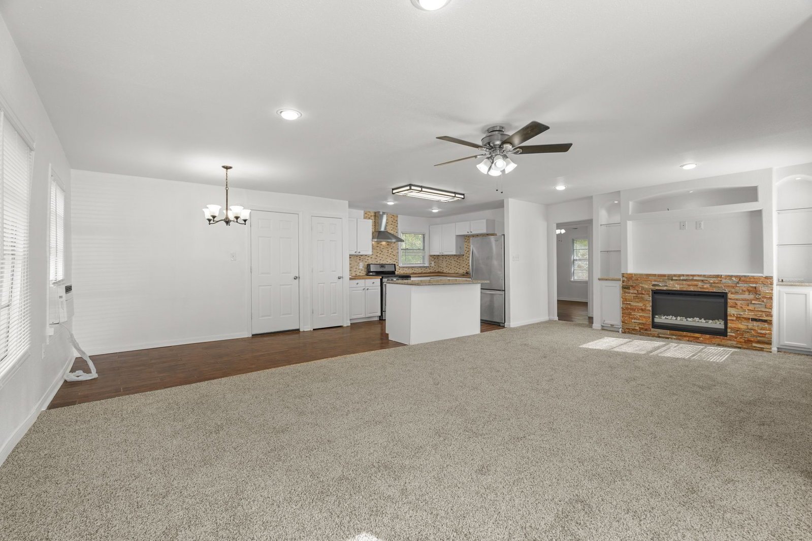 729 East 41st Street Houston, TX 77022 property image
