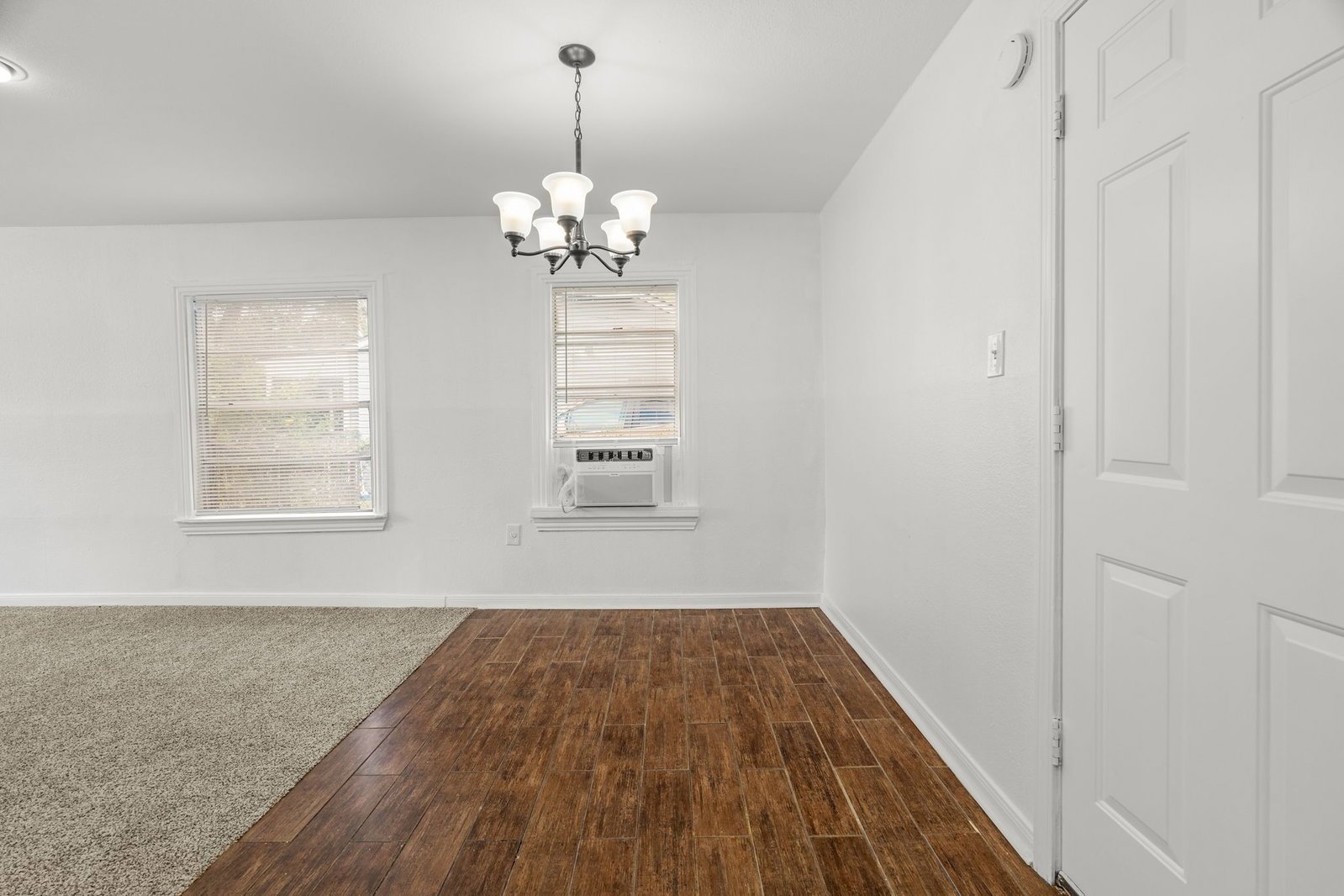 729 East 41st Street Houston, TX 77022 property image
