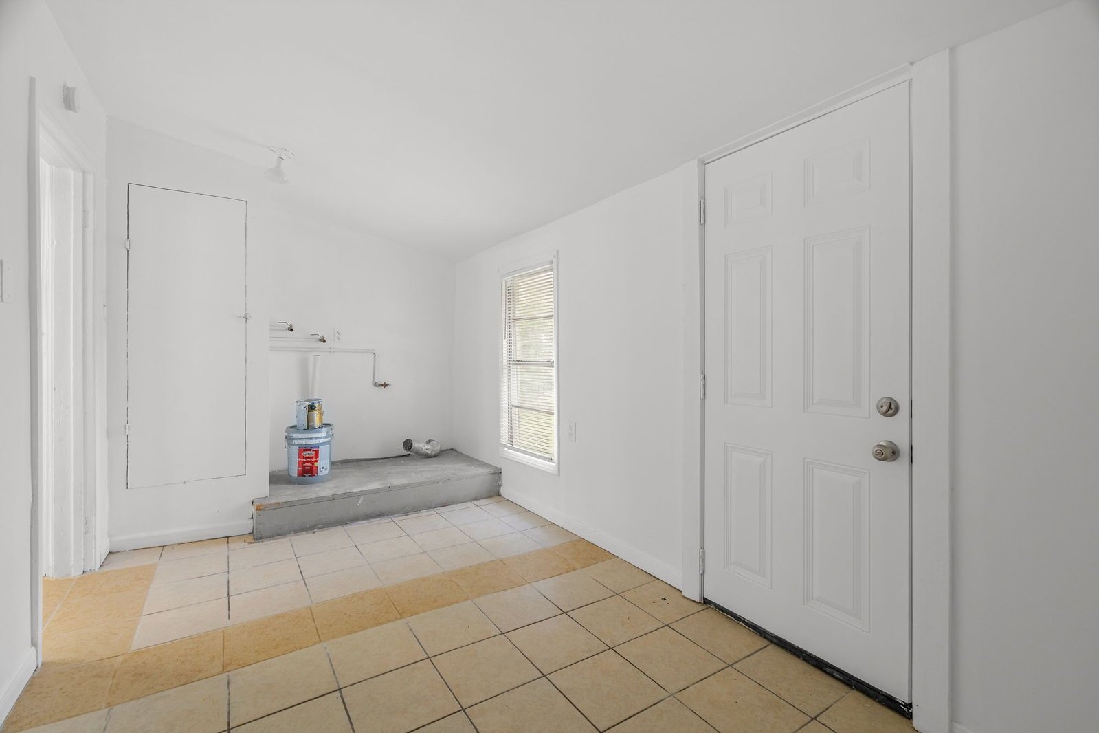 729 East 41st Street Houston, TX 77022 property image