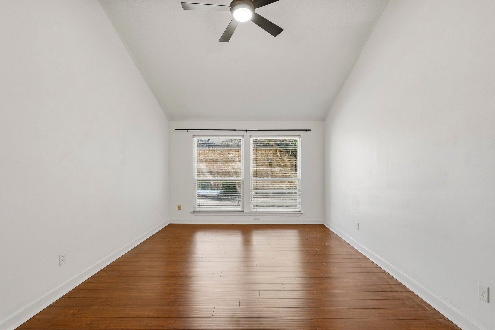 Wind Whisper Court (69) - B The Woodlands, TX 77380 property image