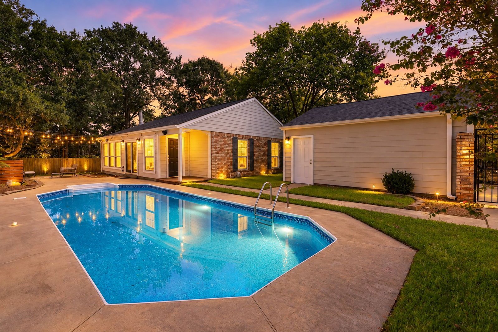 Wind Whisper Court (69) - B The Woodlands, TX 77380 property image