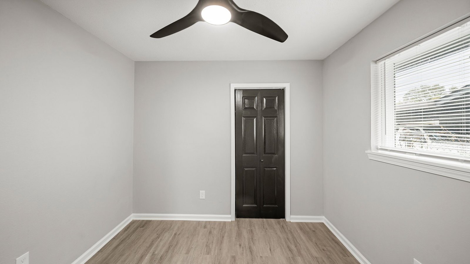 11330 Murr Way Houston, TX 77048 property image