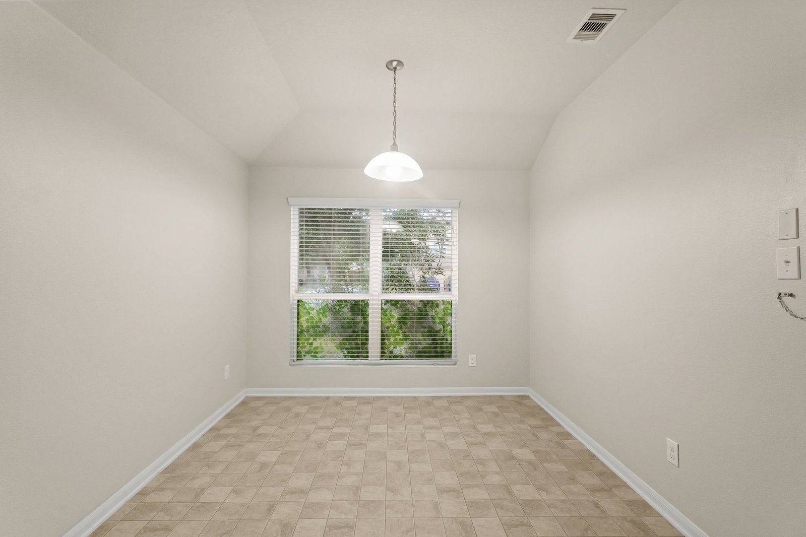 16799 Blackberry Lily Lane Conroe, TX 77385 property image