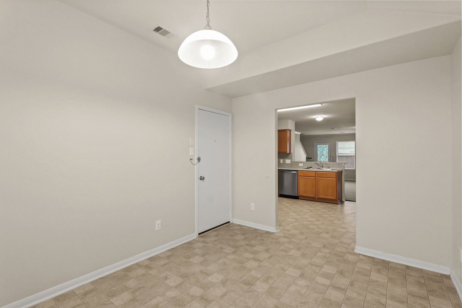 16799 Blackberry Lily Lane Conroe, TX 77385 property image