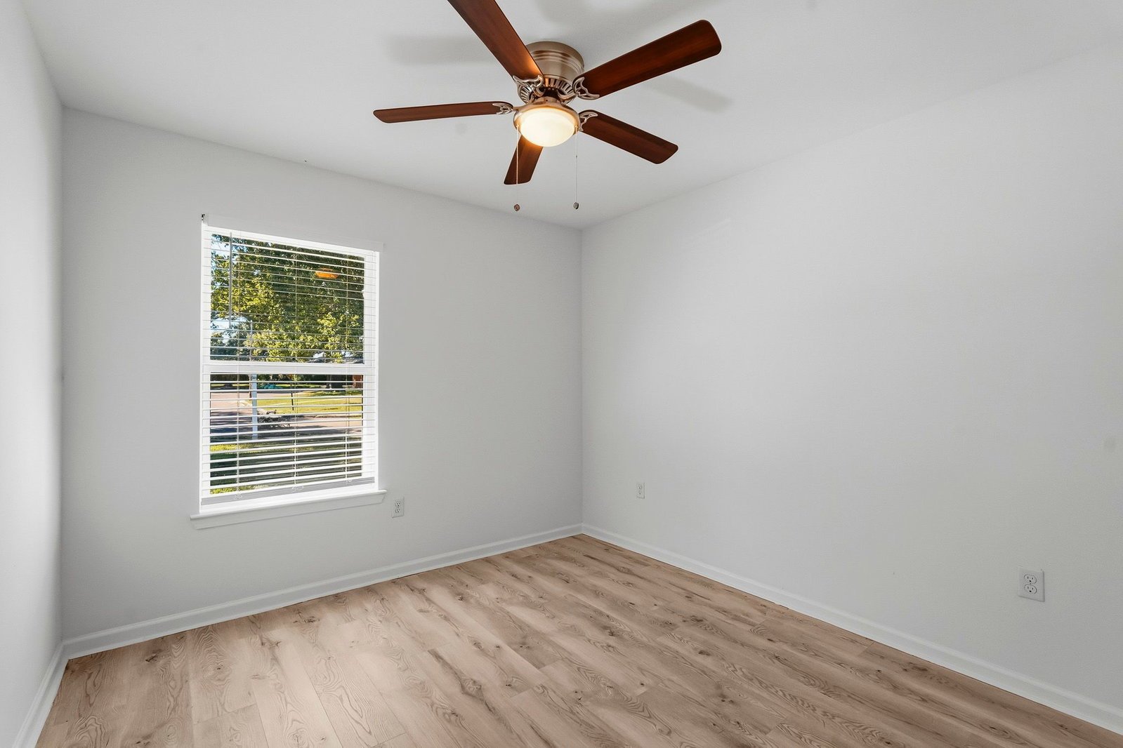 4106 Gardendale Drive Houston, TX 77092 property image